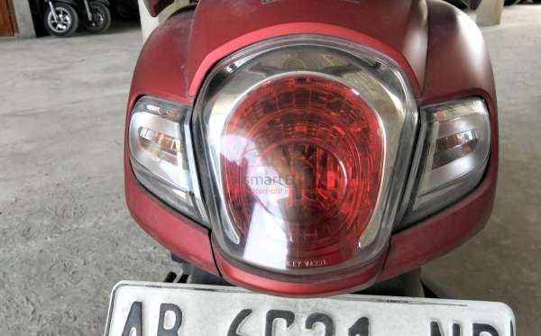 HONDA SCOOPY eSP STYLISH