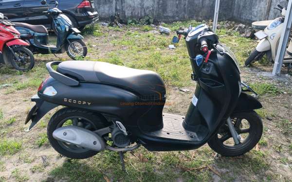 HONDA  SCOOPY