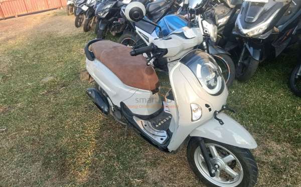 HONDA  SCOOPY