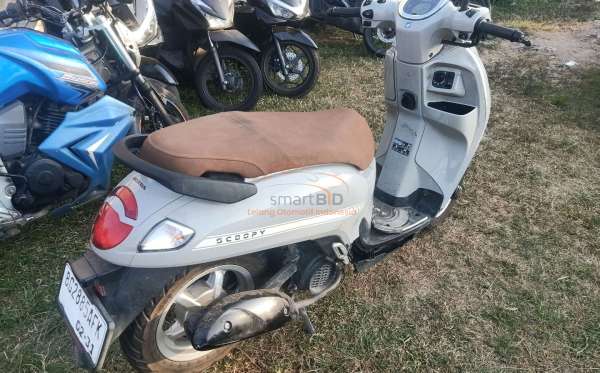 HONDA  SCOOPY