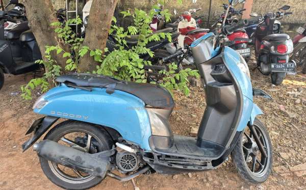 HONDA SCOOPY