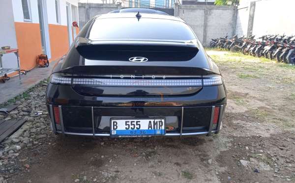 HYUNDAI  IONIQ  6 EV