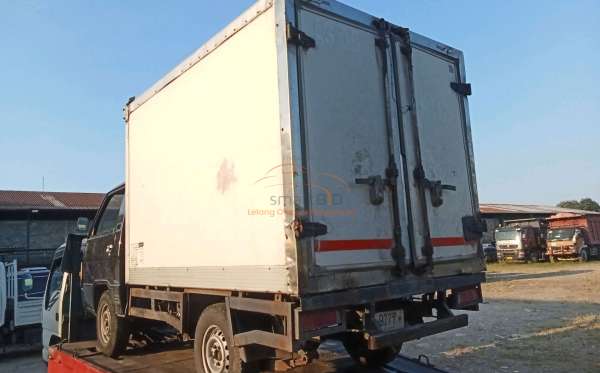 MITSUBISHI L 300