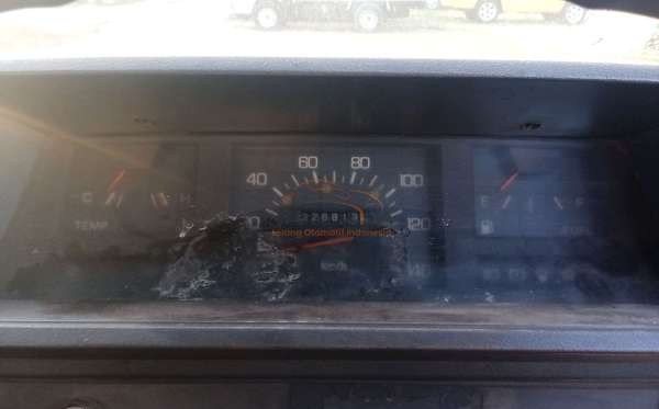 MITSUBISHI L 300