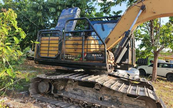 SANY EXCAVATOR SY135F