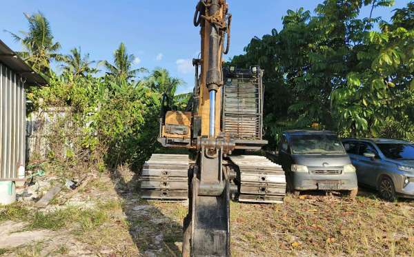 SANY EXCAVATOR SY135F