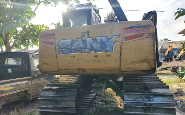 SANY EXCAVATOR SY135F