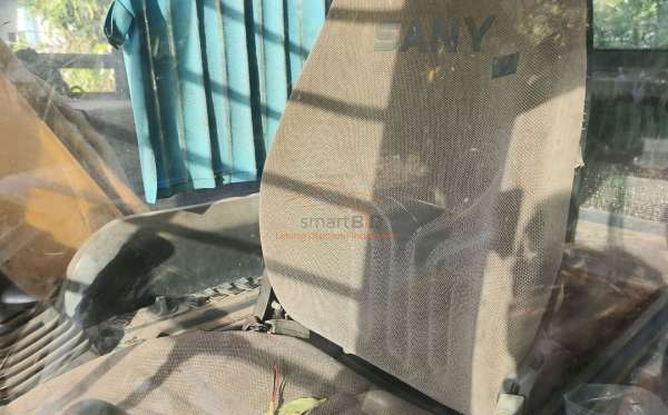 SANY EXCAVATOR SY135F