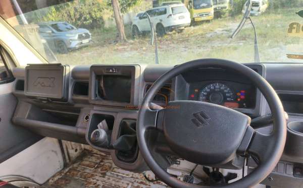SUZUKI  CARRY  PU