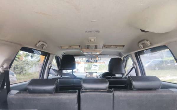 TOYOTA  AVANZA  VELOZ