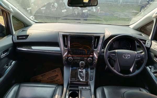 TOYOTA VELLFIRE ZG