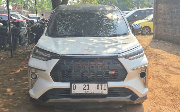 TOYOTA VELOZ 1.5 Q CVT