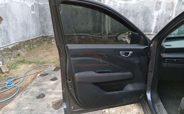 WULING ALVEZ SE