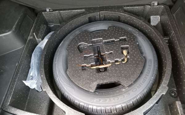 WULING ALVEZ SE