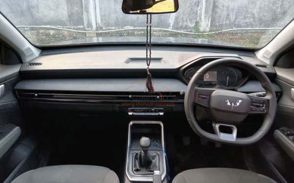 WULING ALVEZ SE