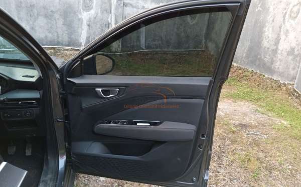 WULING ALVEZ SE