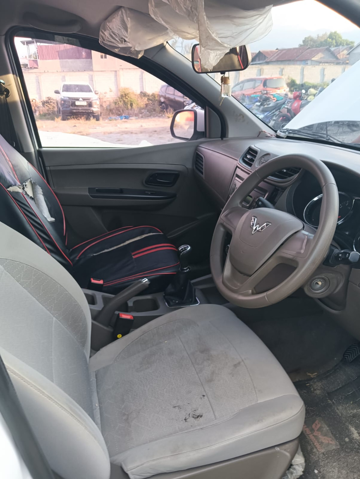 WULING  CONFERO  1.5 DB MY (4X2)