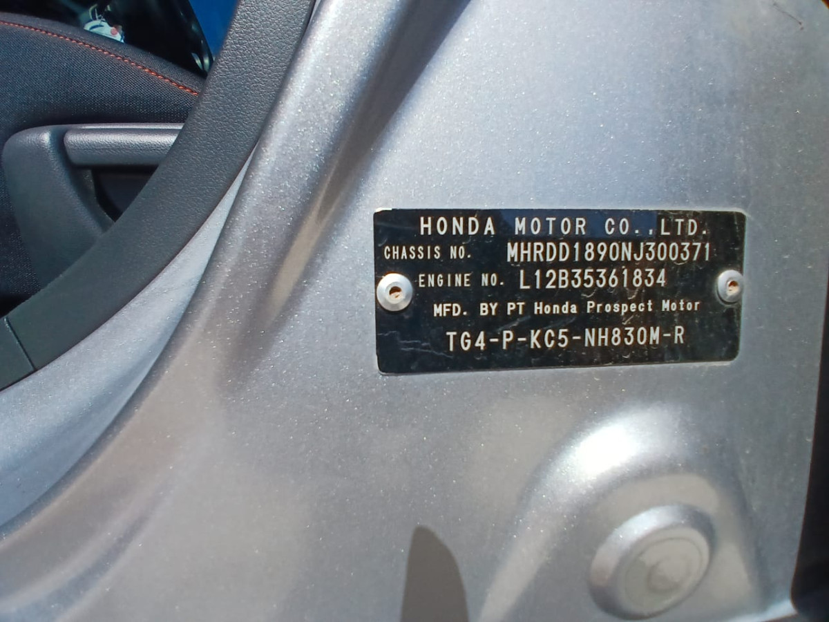 HONDA BRIO  RS