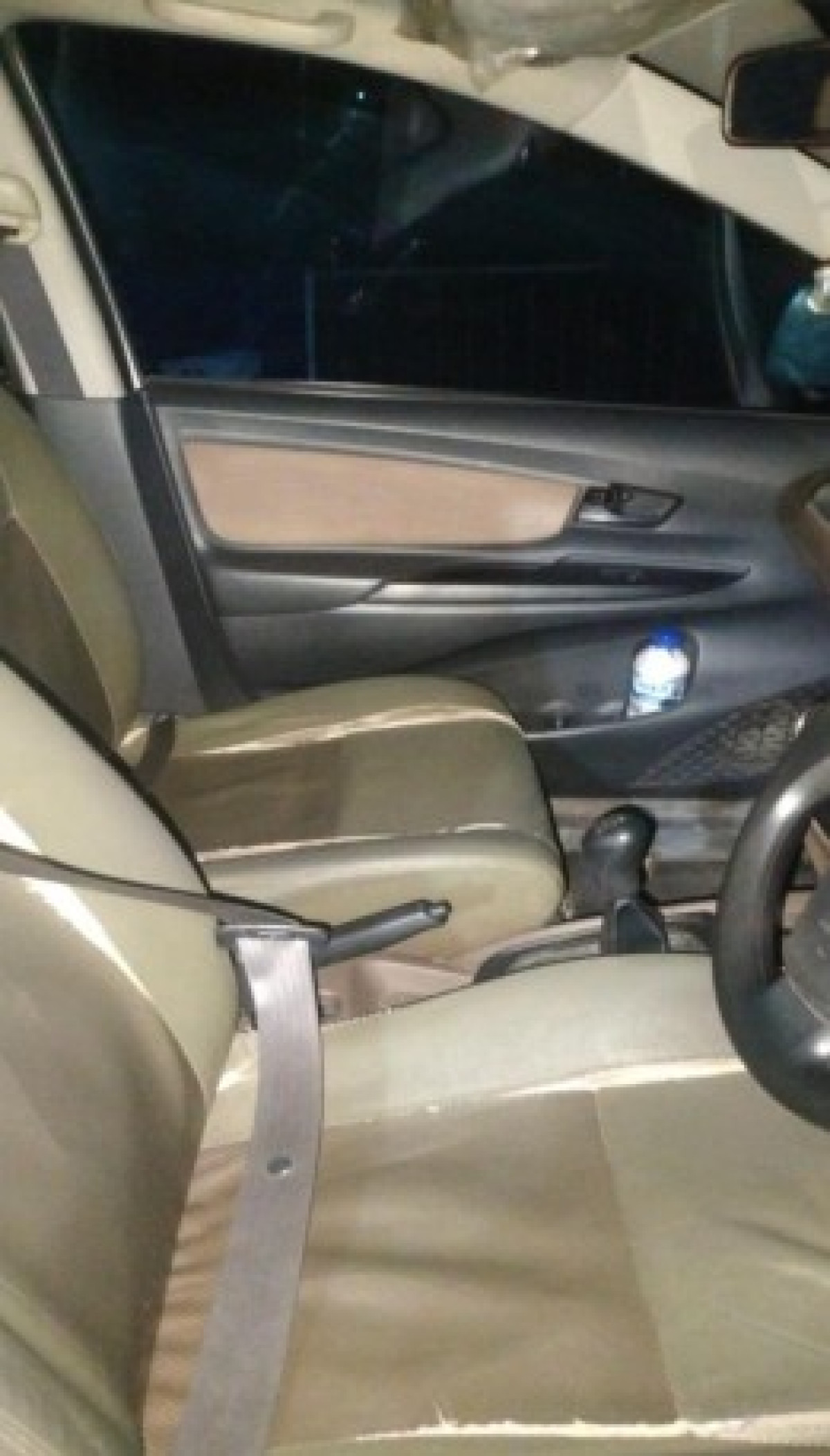 TOYOTA AVANZA