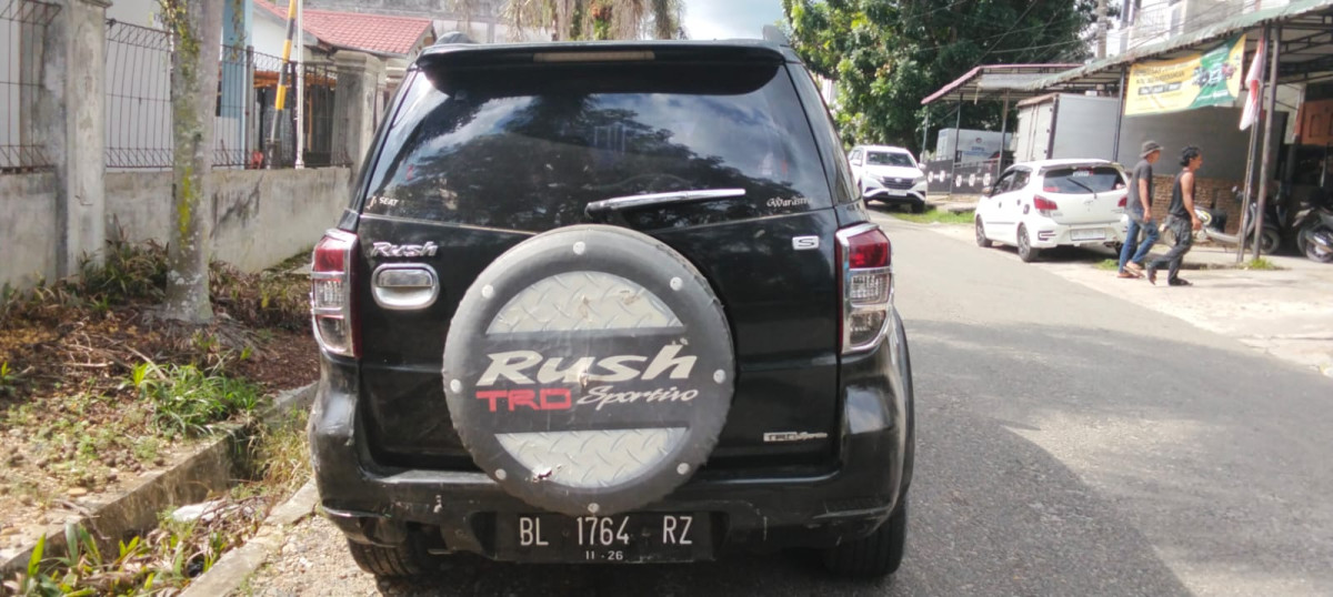 TOYOTA RUSH