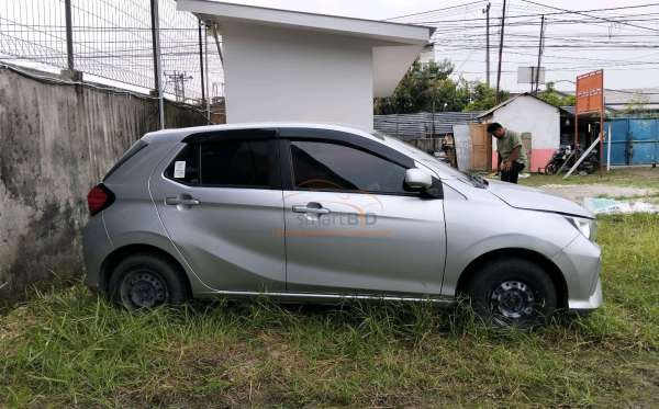 DAIHATSU AYLA