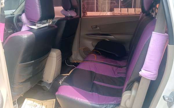 DAIHATSU XENIA R