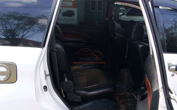 DAIHATSU  XENIA  R