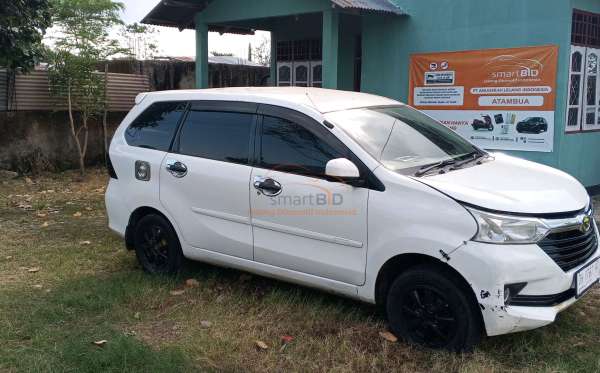 DAIHATSU  XENIA  R