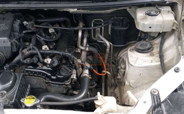 DAIHATSU  XENIA  R