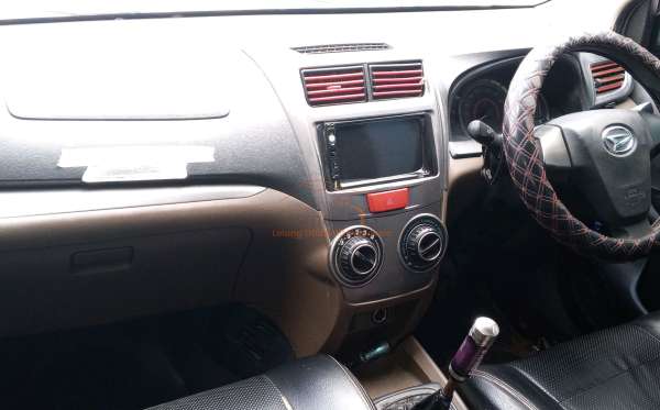 DAIHATSU  XENIA  R