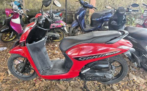 HONDA GENIO