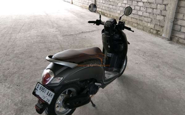 HONDA  SCOOPY