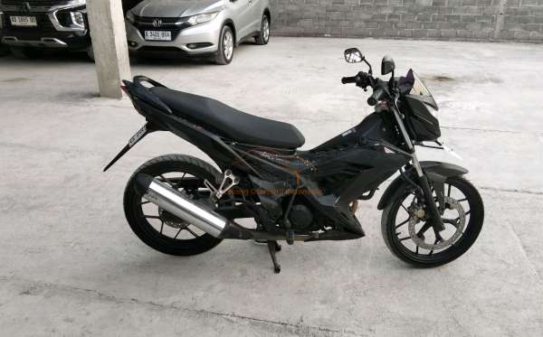 HONDA SONIC 150 R