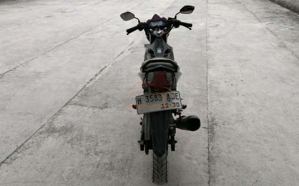 HONDA SONIC 150 R