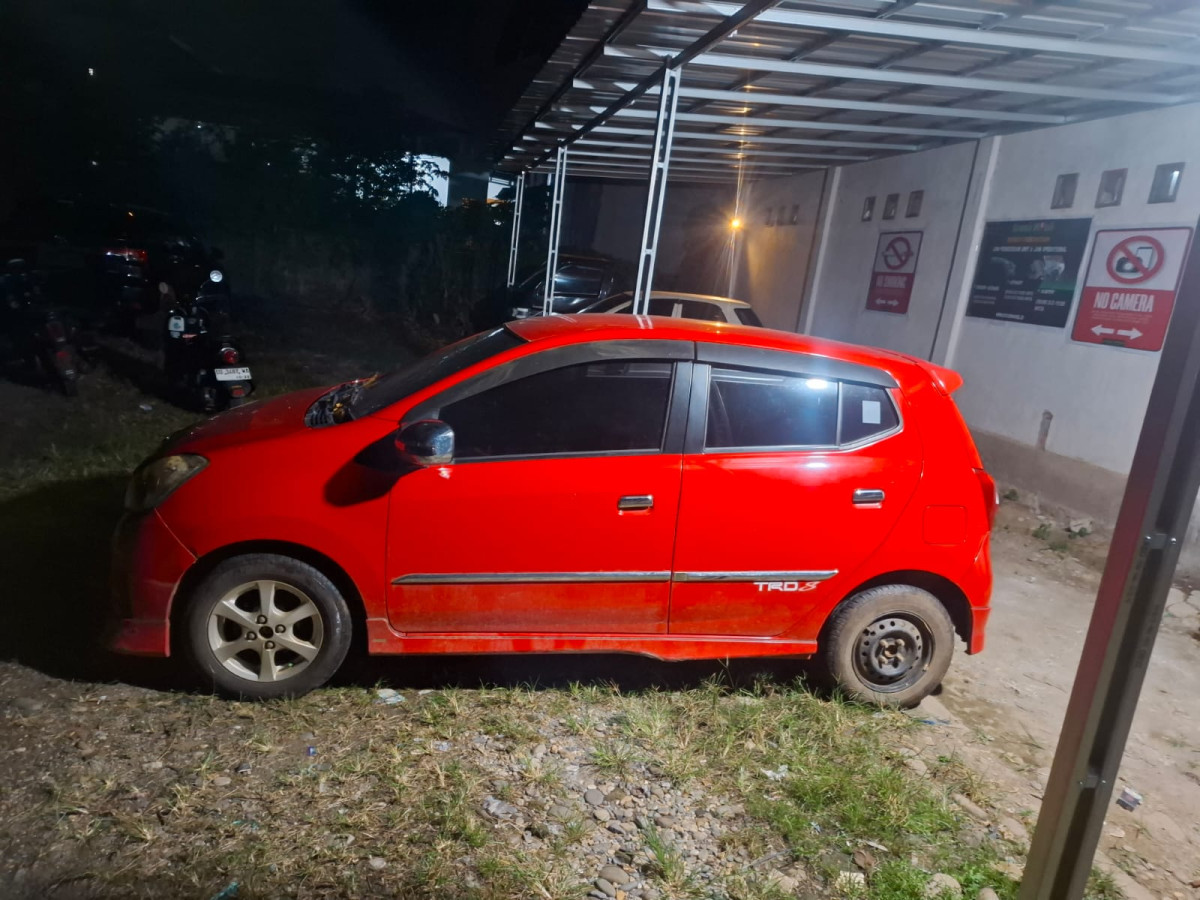 TOYOTA  AGYA  1.0 G