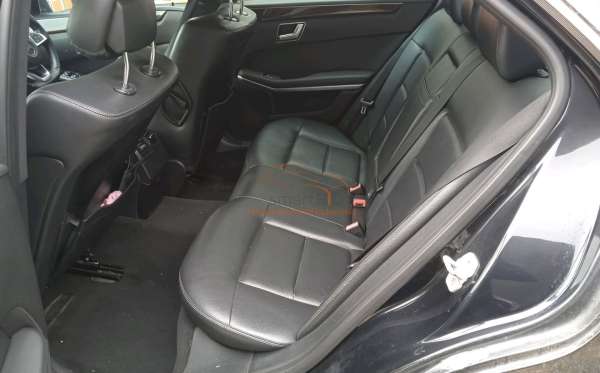 MERCEDES BENZ E 200