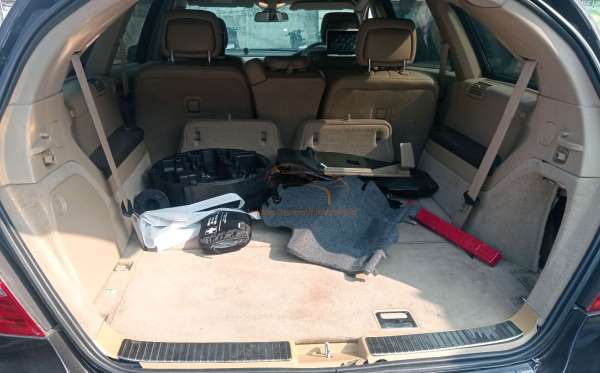 MERCEDES BENZ R 300 L AT (CBU)