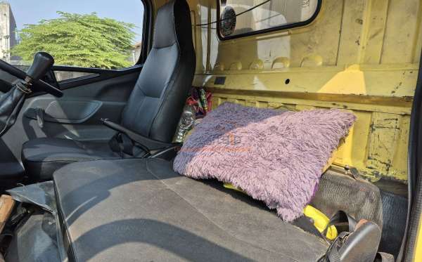 MITSUBISHI CANTER FE 74
