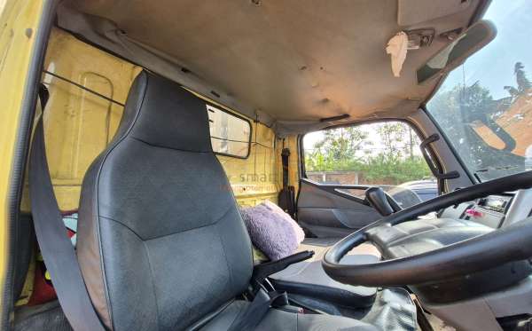 MITSUBISHI CANTER FE 74