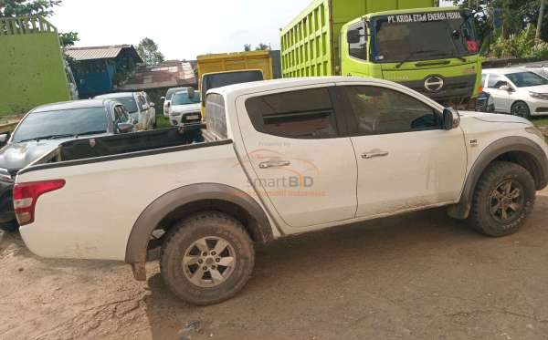 MITSUBISHI DC GLS 4X4