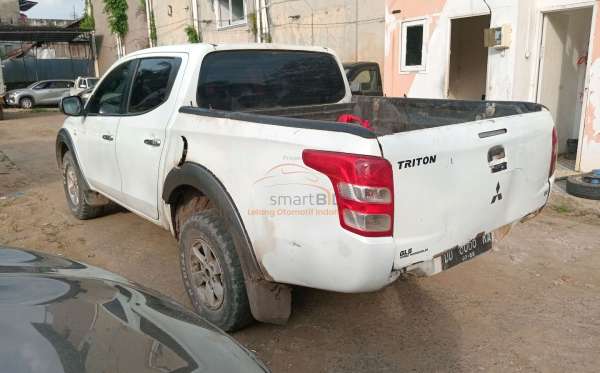 MITSUBISHI DC GLS 4X4