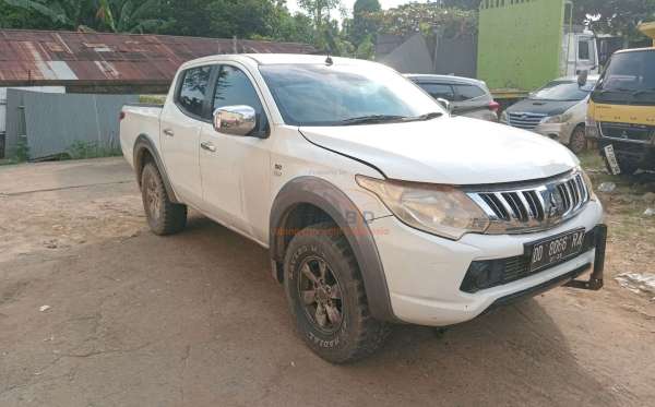 MITSUBISHI DC GLS 4X4