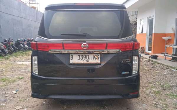 NISSAN  ELGRAND  3.5 HS