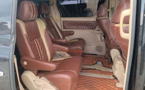 TOYOTA ALPHARD 2.4 X