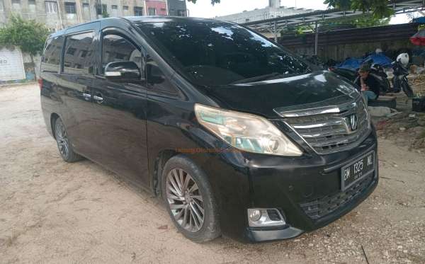 TOYOTA ALPHARD 2.4 X