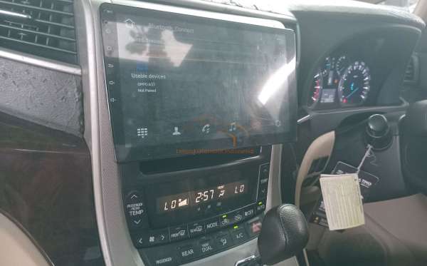 TOYOTA ALPHARD 2.4 X