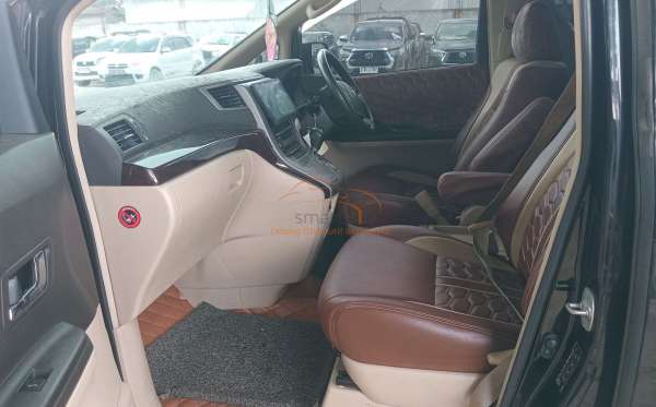 TOYOTA ALPHARD 2.4 X