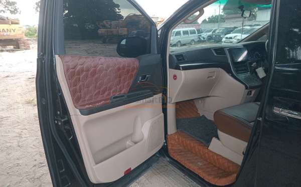 TOYOTA ALPHARD 2.4 X