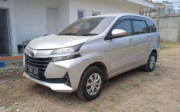 TOYOTA AVANZA 1.3 E