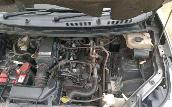 TOYOTA  AVANZA  VELOZ